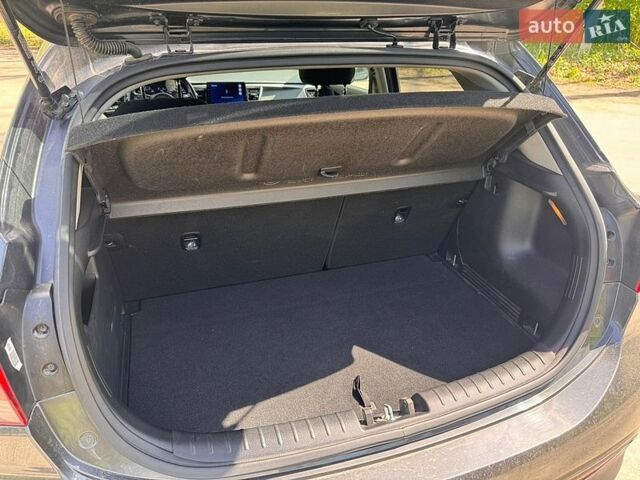 Серый Киа Рио, объемом двигателя 1.4 л и пробегом 33 тыс. км за 13700 $, фото 13 на Automoto.ua