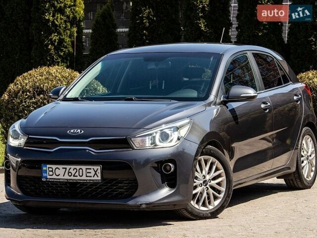 Серый Киа Рио, объемом двигателя 1.37 л и пробегом 178 тыс. км за 13500 $, фото 3 на Automoto.ua