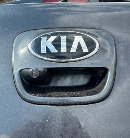 Серый Киа Рио, объемом двигателя 1.4 л и пробегом 75 тыс. км за 11999 $, фото 6 на Automoto.ua