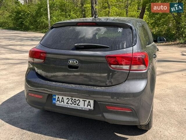 Серый Киа Рио, объемом двигателя 1.4 л и пробегом 33 тыс. км за 13700 $, фото 9 на Automoto.ua