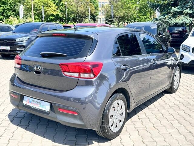 Серый Киа Рио, объемом двигателя 1.3 л и пробегом 90 тыс. км за 10200 $, фото 6 на Automoto.ua