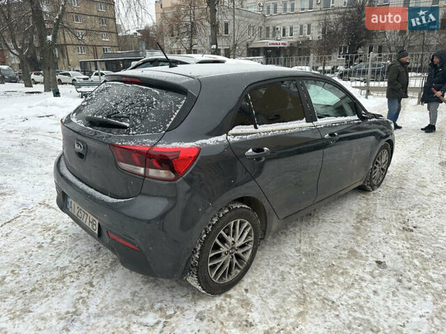 Серый Киа Рио, объемом двигателя 1.37 л и пробегом 75 тыс. км за 7700 $, фото 3 на Automoto.ua