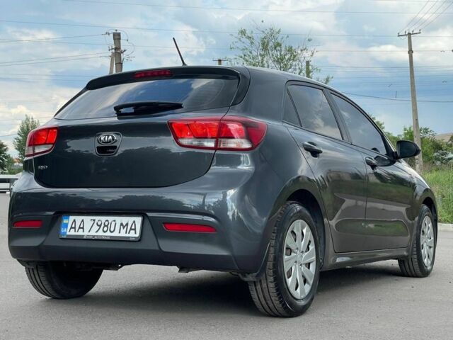 Серый Киа Рио, объемом двигателя 1.2 л и пробегом 90 тыс. км за 9800 $, фото 6 на Automoto.ua