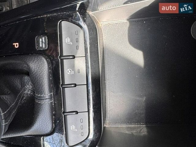 Серый Киа Рио, объемом двигателя 1.4 л и пробегом 33 тыс. км за 13700 $, фото 21 на Automoto.ua