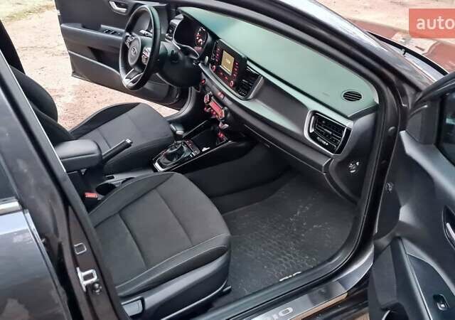 Серый Киа Рио, объемом двигателя 1.37 л и пробегом 135 тыс. км за 12400 $, фото 12 на Automoto.ua