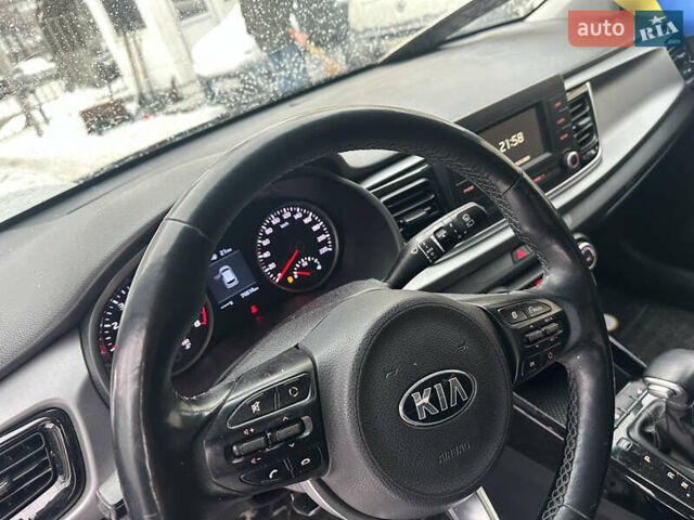 Серый Киа Рио, объемом двигателя 1.37 л и пробегом 75 тыс. км за 7700 $, фото 14 на Automoto.ua