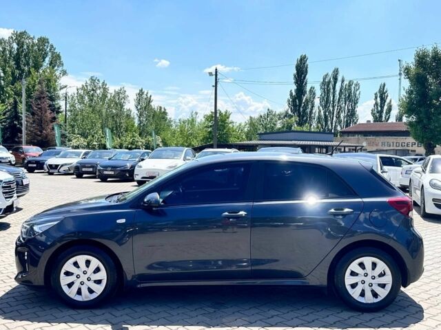 Серый Киа Рио, объемом двигателя 1.3 л и пробегом 90 тыс. км за 10200 $, фото 3 на Automoto.ua