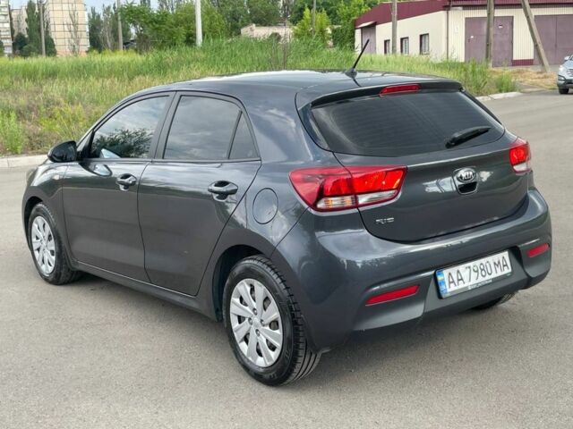 Серый Киа Рио, объемом двигателя 1.2 л и пробегом 90 тыс. км за 9800 $, фото 5 на Automoto.ua