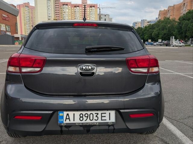 Сірий Кіа Ріо, об'ємом двигуна 1.25 л та пробігом 150 тис. км за 12500 $, фото 8 на Automoto.ua