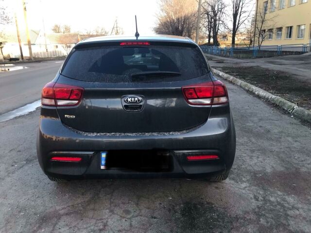 Серый Киа Рио, объемом двигателя 1.4 л и пробегом 36 тыс. км за 14000 $, фото 4 на Automoto.ua