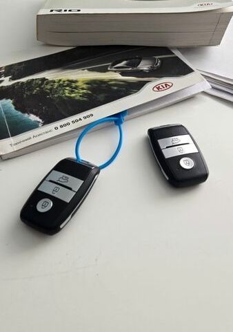 Серый Киа Рио, объемом двигателя 1.37 л и пробегом 88 тыс. км за 13700 $, фото 26 на Automoto.ua