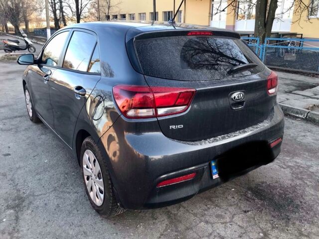 Серый Киа Рио, объемом двигателя 1.4 л и пробегом 36 тыс. км за 14000 $, фото 8 на Automoto.ua