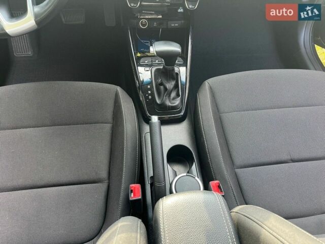 Серый Киа Рио, объемом двигателя 1.4 л и пробегом 91 тыс. км за 12000 $, фото 30 на Automoto.ua