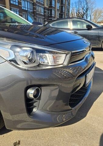 Серый Киа Рио, объемом двигателя 1.37 л и пробегом 88 тыс. км за 13700 $, фото 8 на Automoto.ua