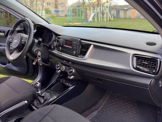 Серый Киа Рио, объемом двигателя 1.2 л и пробегом 87 тыс. км за 10250 $, фото 10 на Automoto.ua