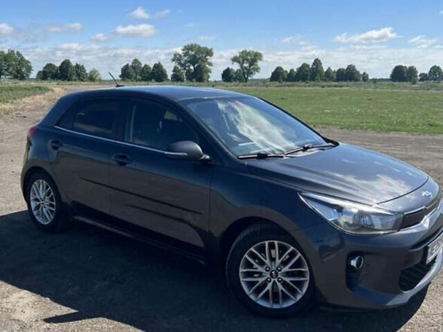 Серый Киа Рио, объемом двигателя 1.37 л и пробегом 104 тыс. км за 12700 $, фото 7 на Automoto.ua