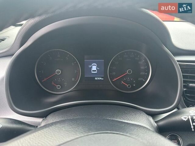 Серый Киа Рио, объемом двигателя 1.37 л и пробегом 93 тыс. км за 15500 $, фото 22 на Automoto.ua