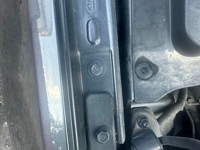Сірий Кіа Ріо, об'ємом двигуна 1.37 л та пробігом 93 тис. км за 15500 $, фото 19 на Automoto.ua