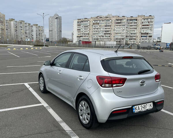 Сірий Кіа Ріо, об'ємом двигуна 1.25 л та пробігом 59 тис. км за 11600 $, фото 2 на Automoto.ua