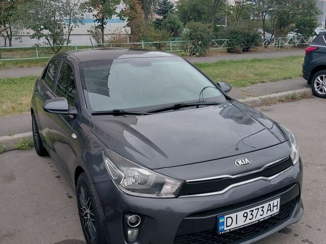 Серый Киа Рио, объемом двигателя 1.25 л и пробегом 171 тыс. км за 9000 $, фото 1 на Automoto.ua