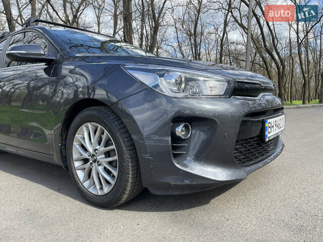 Серый Киа Рио, объемом двигателя 1.4 л и пробегом 33 тыс. км за 14500 $, фото 81 на Automoto.ua