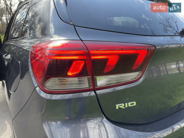 Серый Киа Рио, объемом двигателя 1.4 л и пробегом 33 тыс. км за 14500 $, фото 51 на Automoto.ua