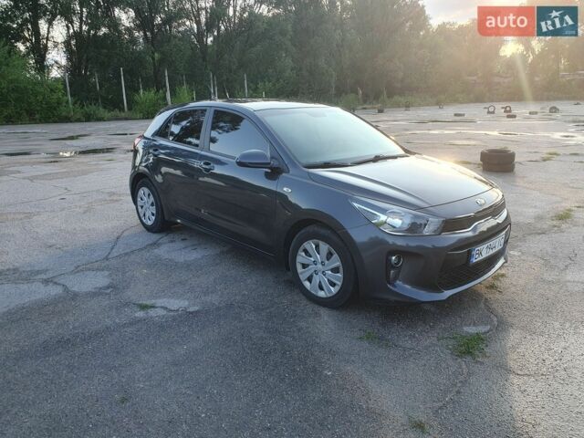 Серый Киа Рио, объемом двигателя 1.25 л и пробегом 90 тыс. км за 9900 $, фото 4 на Automoto.ua