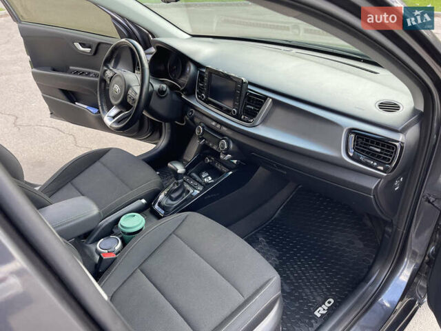Серый Киа Рио, объемом двигателя 1.4 л и пробегом 33 тыс. км за 14500 $, фото 30 на Automoto.ua