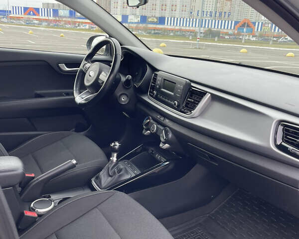 Сірий Кіа Ріо, об'ємом двигуна 1.25 л та пробігом 59 тис. км за 11600 $, фото 12 на Automoto.ua