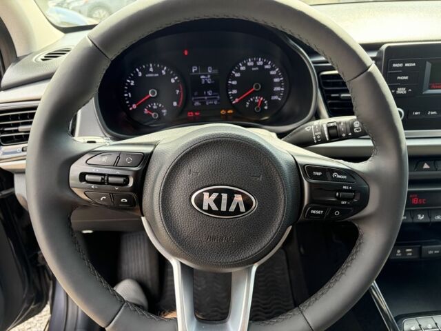 Сірий Кіа Ріо, об'ємом двигуна 1.4 л та пробігом 64 тис. км за 13999 $, фото 9 на Automoto.ua
