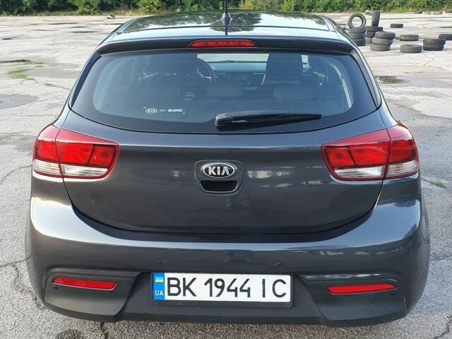 Серый Киа Рио, объемом двигателя 1.25 л и пробегом 90 тыс. км за 9900 $, фото 7 на Automoto.ua