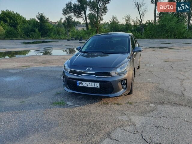 Серый Киа Рио, объемом двигателя 1.25 л и пробегом 90 тыс. км за 9900 $, фото 2 на Automoto.ua