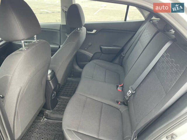 Сірий Кіа Ріо, об'ємом двигуна 1.25 л та пробігом 59 тис. км за 11600 $, фото 18 на Automoto.ua