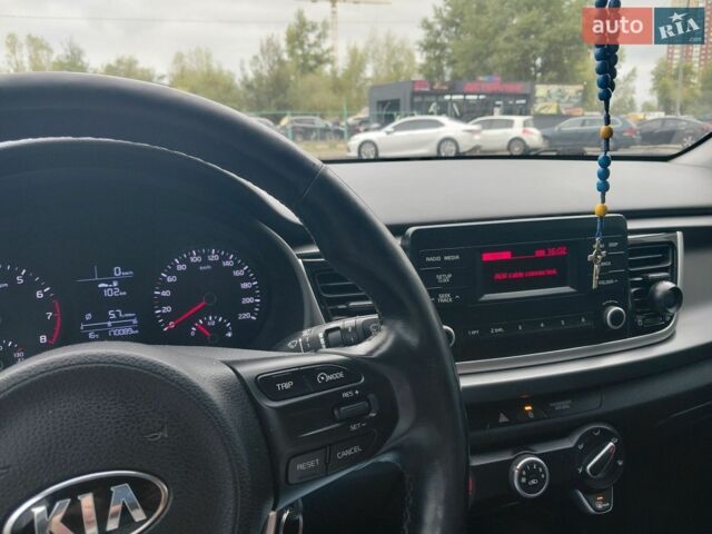 Серый Киа Рио, объемом двигателя 1.25 л и пробегом 171 тыс. км за 9000 $, фото 8 на Automoto.ua