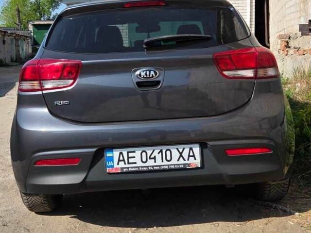 Серый Киа Рио, объемом двигателя 1.4 л и пробегом 110 тыс. км за 11300 $, фото 1 на Automoto.ua