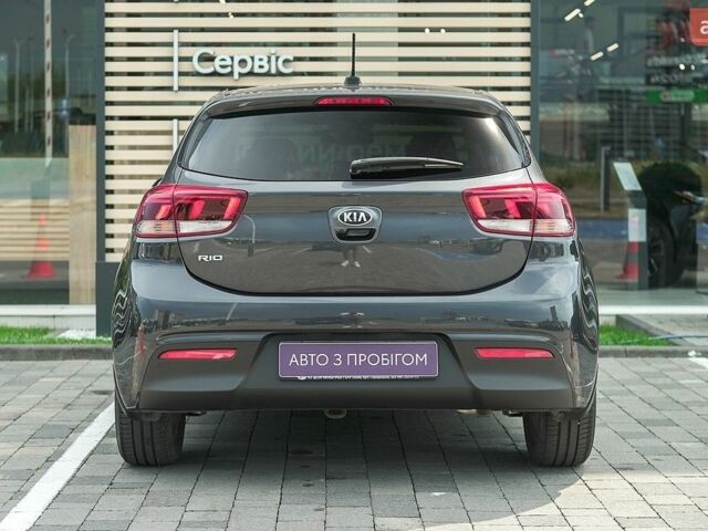 Серый Киа Рио, объемом двигателя 1.37 л и пробегом 46 тыс. км за 15296 $, фото 3 на Automoto.ua