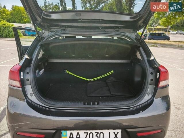 Сірий Кіа Ріо, об'ємом двигуна 1.37 л та пробігом 85 тис. км за 12700 $, фото 20 на Automoto.ua