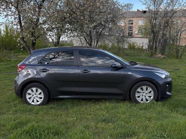 Серый Киа Рио, объемом двигателя 1.2 л и пробегом 87 тыс. км за 10250 $, фото 7 на Automoto.ua