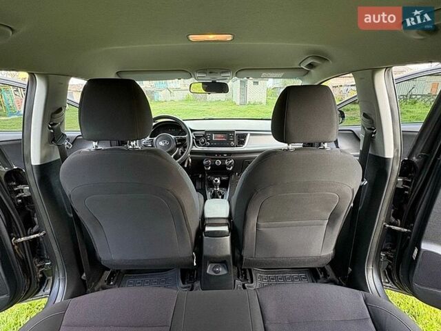 Серый Киа Рио, объемом двигателя 1.3 л и пробегом 88 тыс. км за 9700 $, фото 12 на Automoto.ua