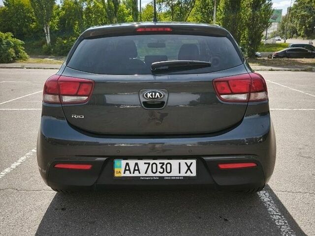 Сірий Кіа Ріо, об'ємом двигуна 1.37 л та пробігом 85 тис. км за 12700 $, фото 11 на Automoto.ua