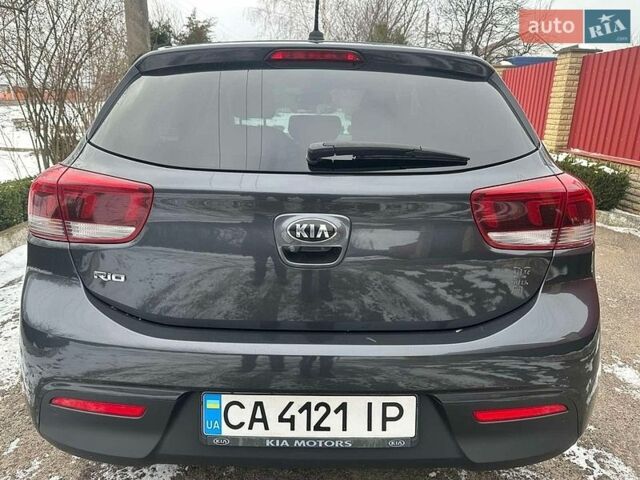 Серый Киа Рио, объемом двигателя 1.37 л и пробегом 93 тыс. км за 15500 $, фото 8 на Automoto.ua