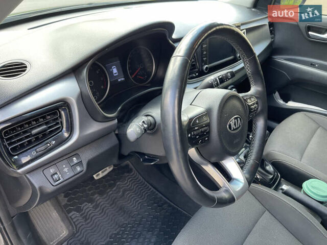 Серый Киа Рио, объемом двигателя 1.4 л и пробегом 33 тыс. км за 14500 $, фото 21 на Automoto.ua