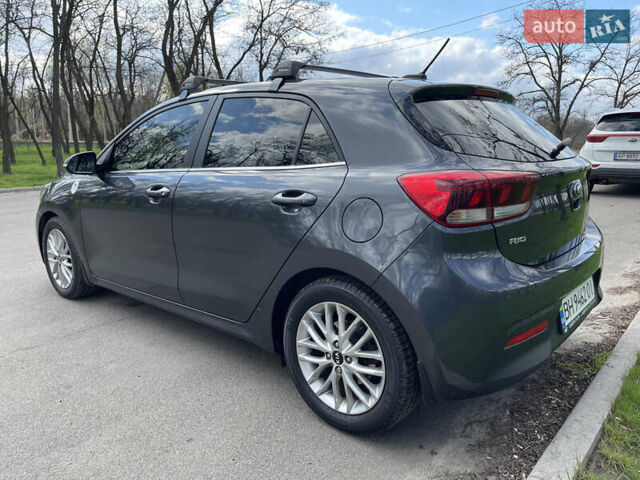 Серый Киа Рио, объемом двигателя 1.4 л и пробегом 33 тыс. км за 14500 $, фото 61 на Automoto.ua