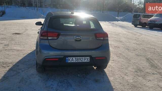 Серый Киа Рио, объемом двигателя 1.59 л и пробегом 171 тыс. км за 12700 $, фото 29 на Automoto.ua