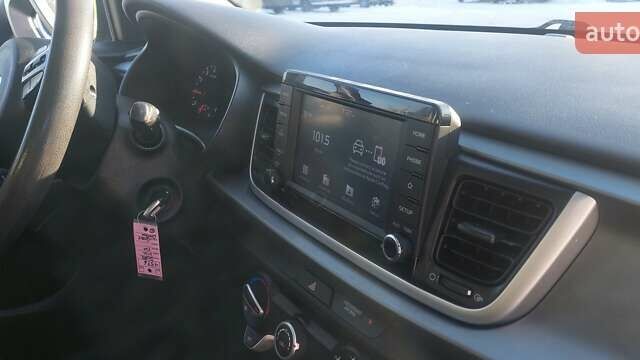 Серый Киа Рио, объемом двигателя 1.59 л и пробегом 171 тыс. км за 12700 $, фото 25 на Automoto.ua