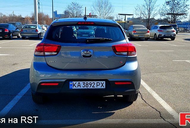 Серый Киа Рио, объемом двигателя 1.6 л и пробегом 171 тыс. км за 11700 $, фото 6 на Automoto.ua