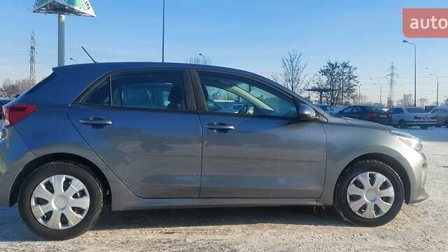 Серый Киа Рио, объемом двигателя 1.59 л и пробегом 171 тыс. км за 12700 $, фото 31 на Automoto.ua