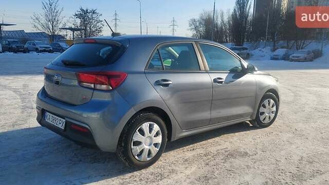 Серый Киа Рио, объемом двигателя 1.59 л и пробегом 171 тыс. км за 12700 $, фото 18 на Automoto.ua
