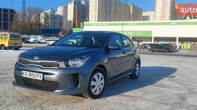 Серый Киа Рио, объемом двигателя 1.59 л и пробегом 171 тыс. км за 12700 $, фото 14 на Automoto.ua