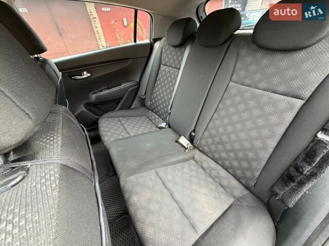 Сірий Кіа Ріо, об'ємом двигуна 1.59 л та пробігом 76 тис. км за 16800 $, фото 26 на Automoto.ua